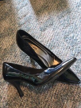 comfort plus by Predictions Black Patent Pointed-Toe Mid-Heel Pumps